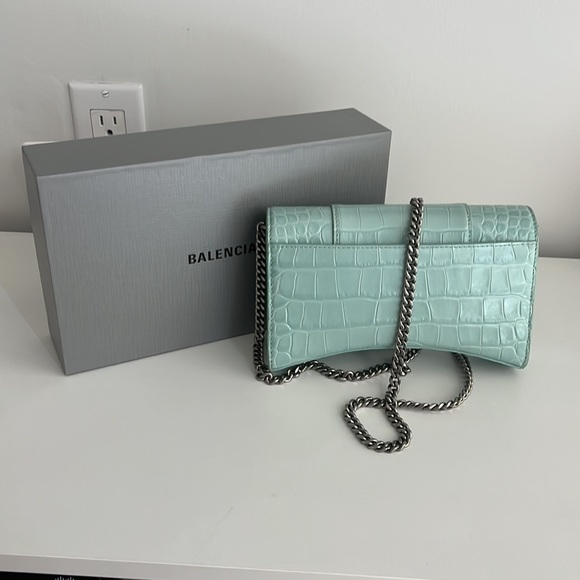 Balenciaga Light Green Croc Embossed Leather Soft Hourglass Wallet On Chain Bag - Picture 8 of 9
